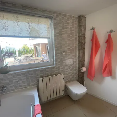 Casa Requesens, Freiligendes Ferienhaus, Komplett Erschlossen * Empuriabrava